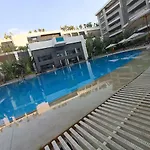 Sheraton Ocean 203 - Private Apartments